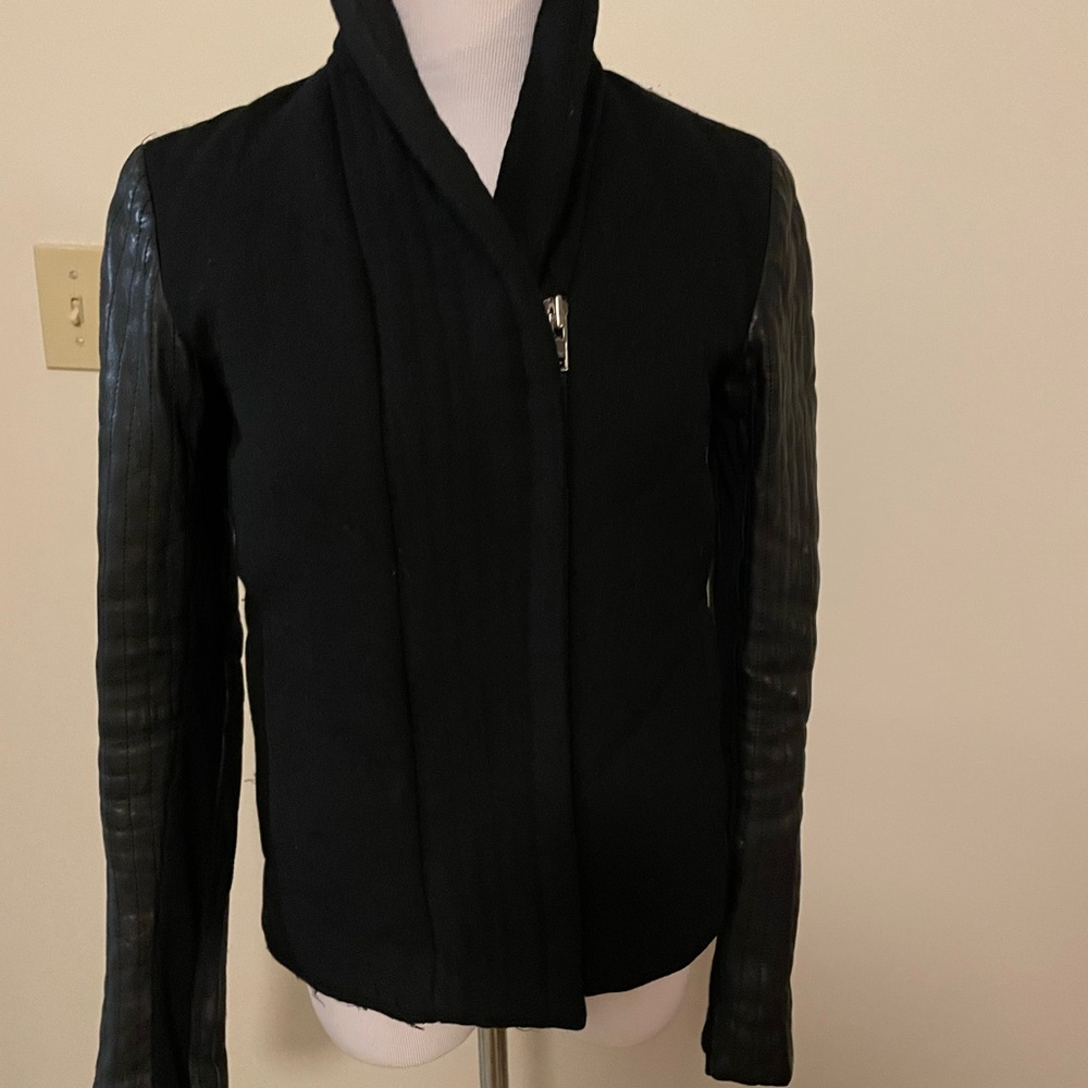 Gorgeous Helmet Lang wool and leather sleeve jacket